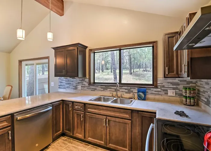 Ferienhaus W/ Back Deck - 5 Mi To Downtown Flagstaff